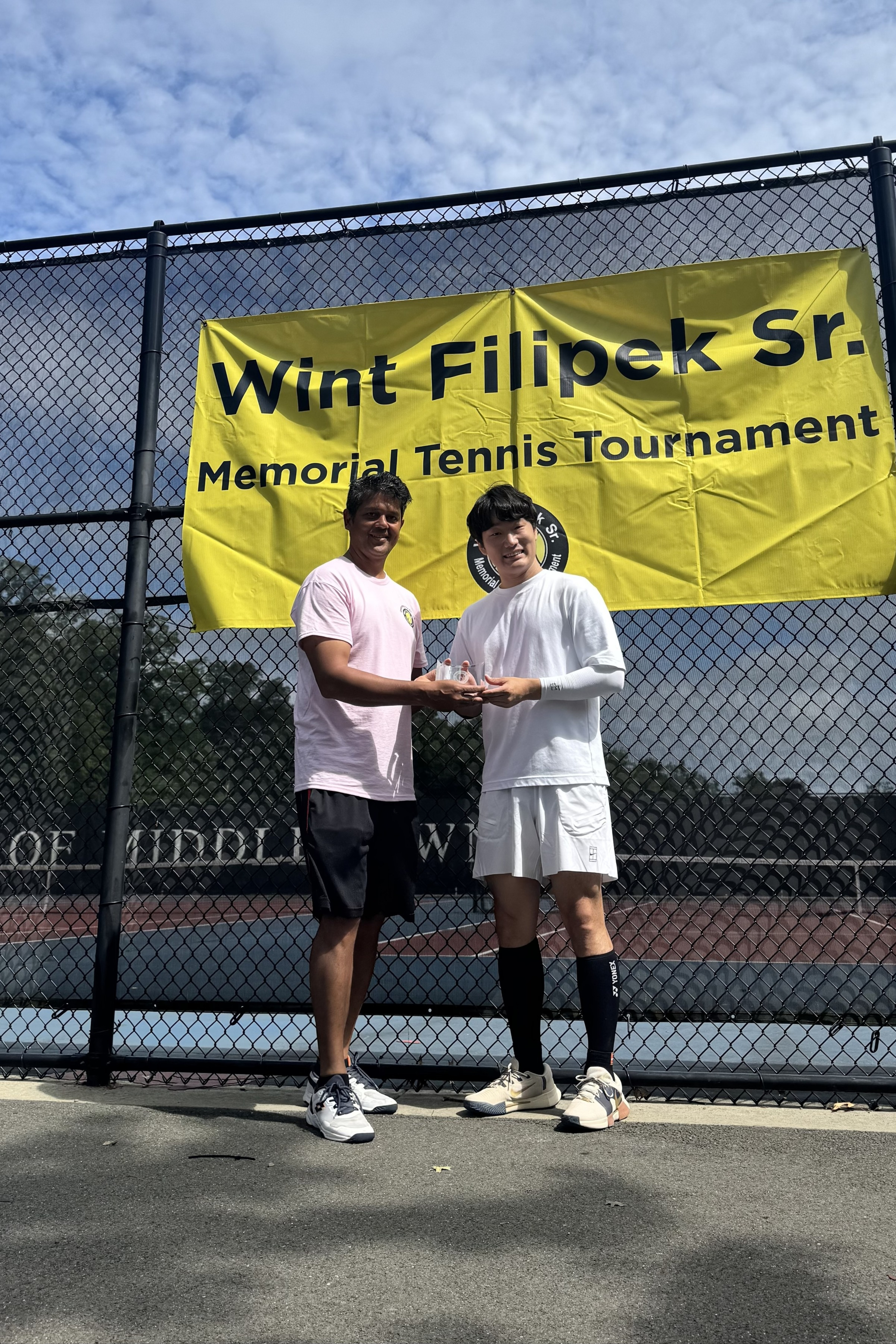 Younjoon playing tennis 3